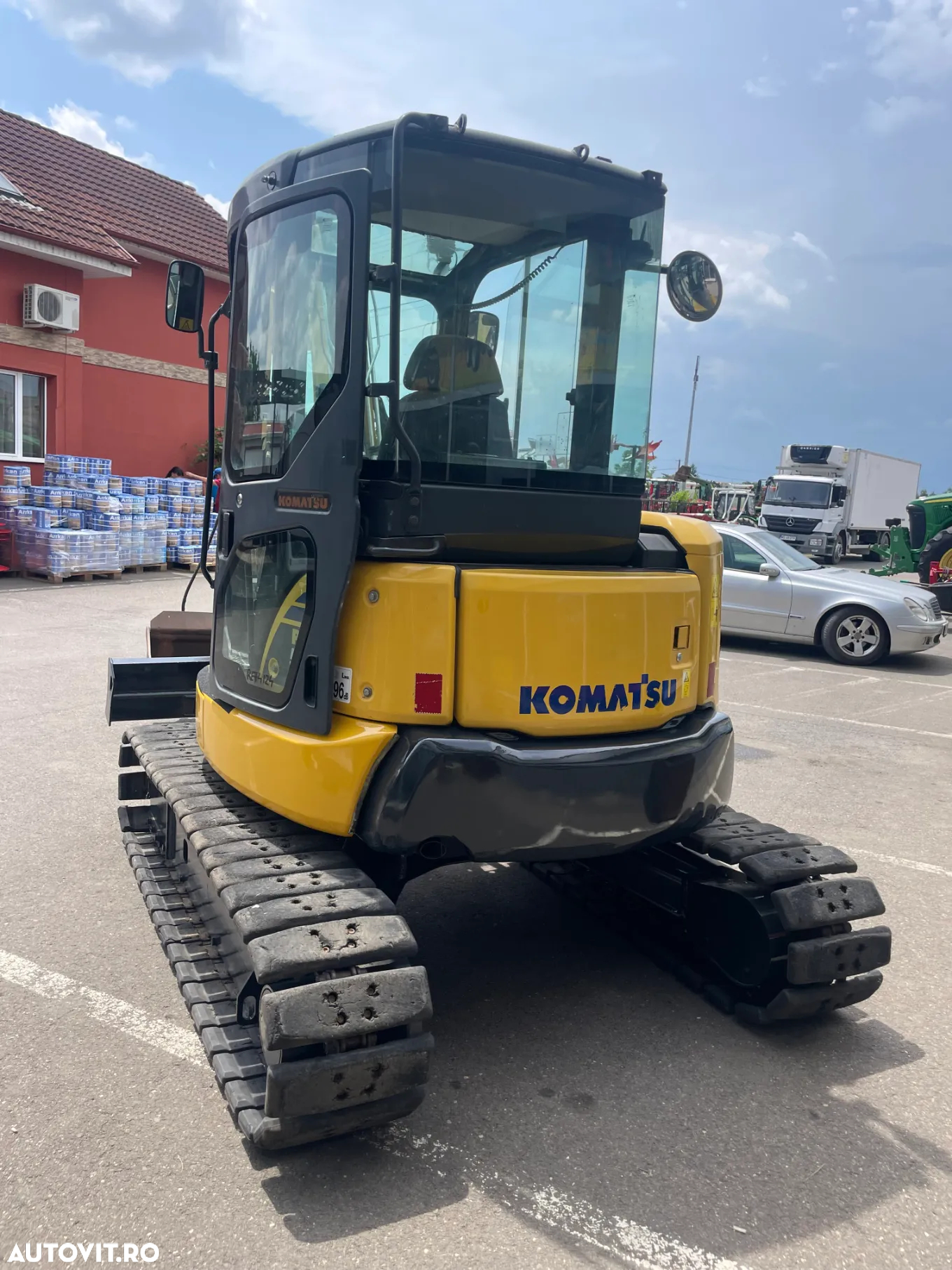 Komatsu PC55MR-3 - 6