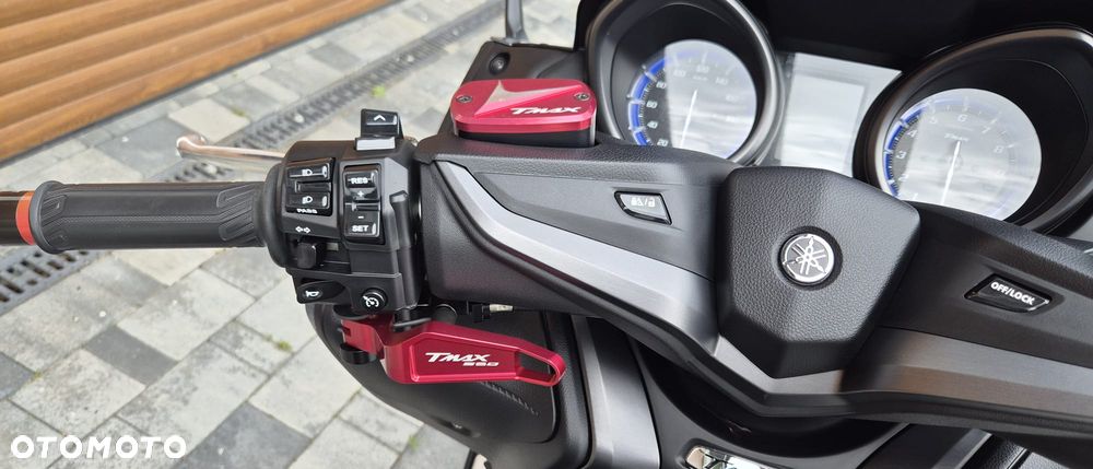 Yamaha Tmax - 29