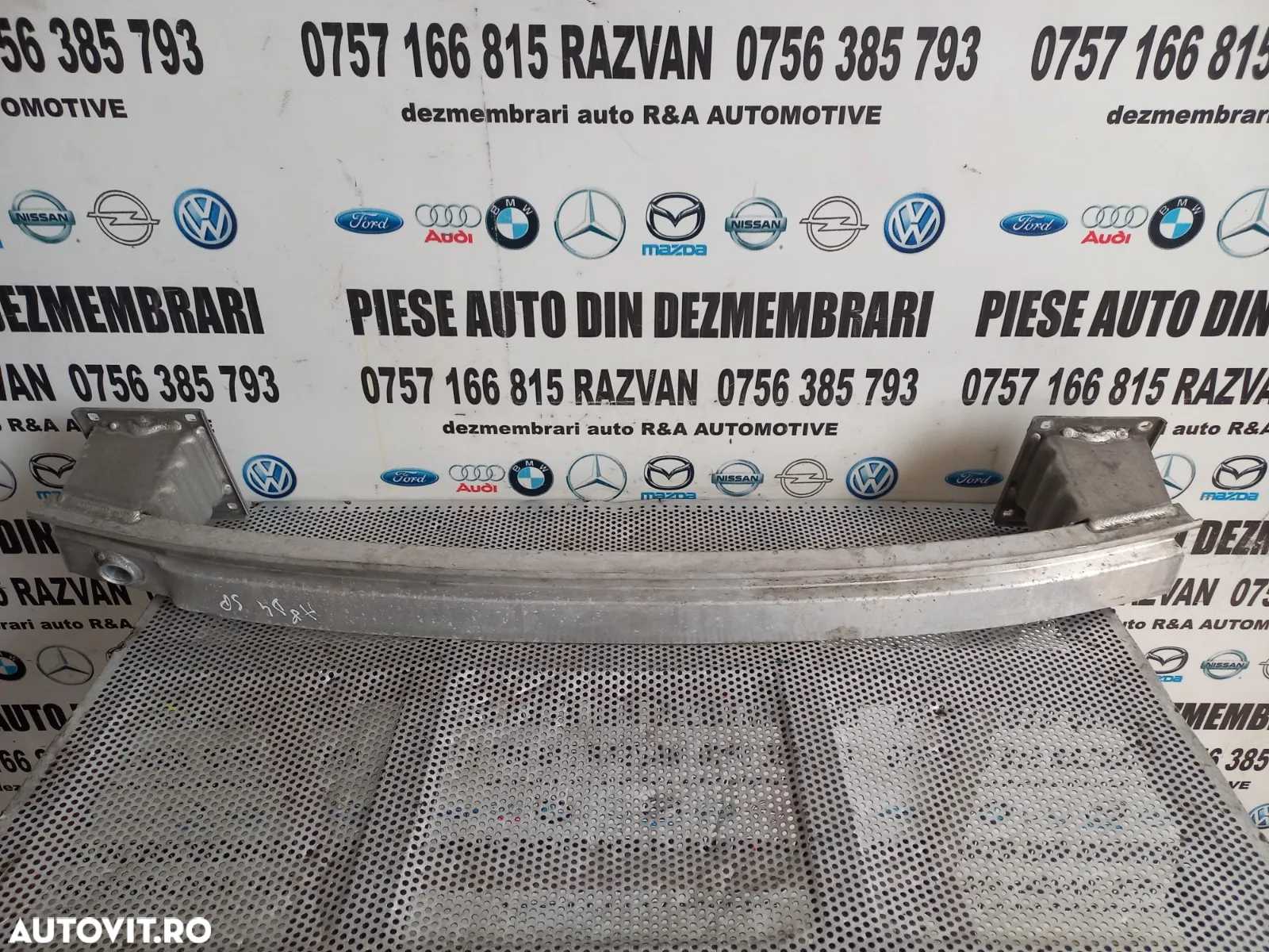 Armatura Bara Spate Audi A8 4H D4 An 2010-2011-2012-2013-2014-2015-2016-2017 Dezmembrez Audi A8 4H - 4