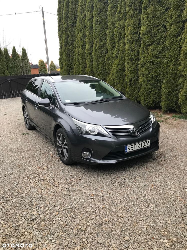 Toyota Avensis 1.8 Prestige - 1