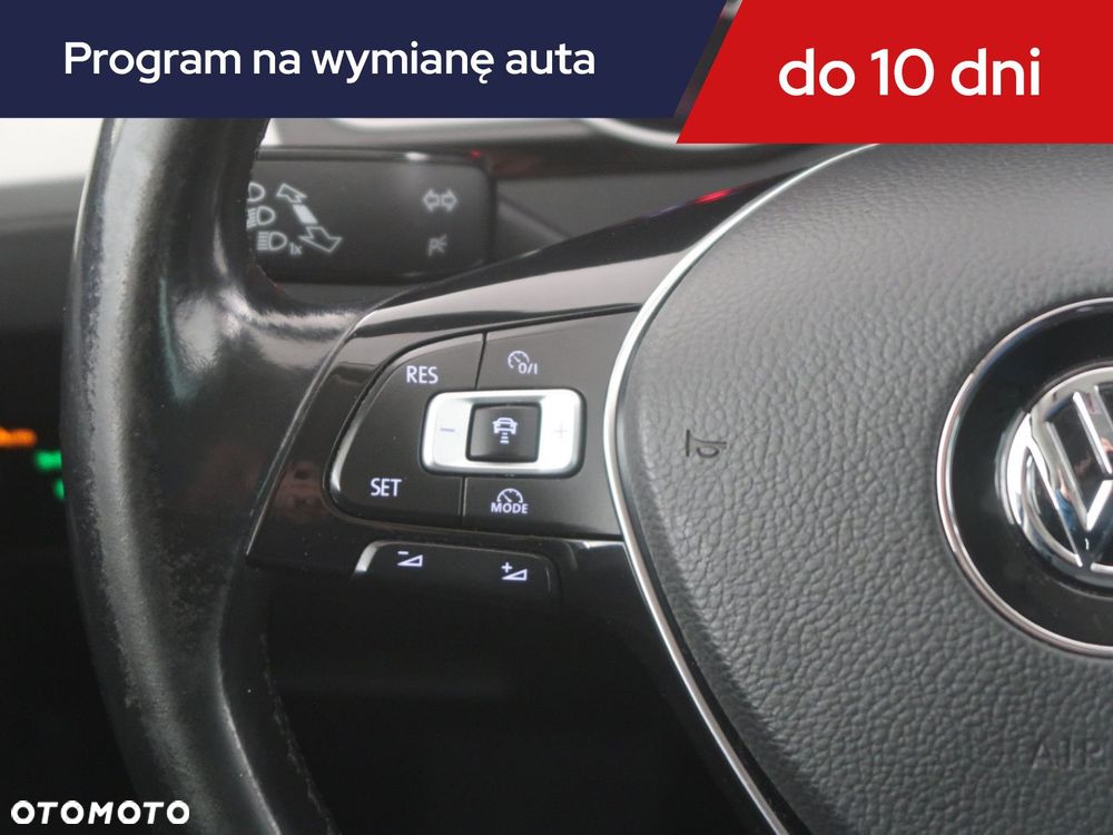 Volkswagen Passat Variant - 18
