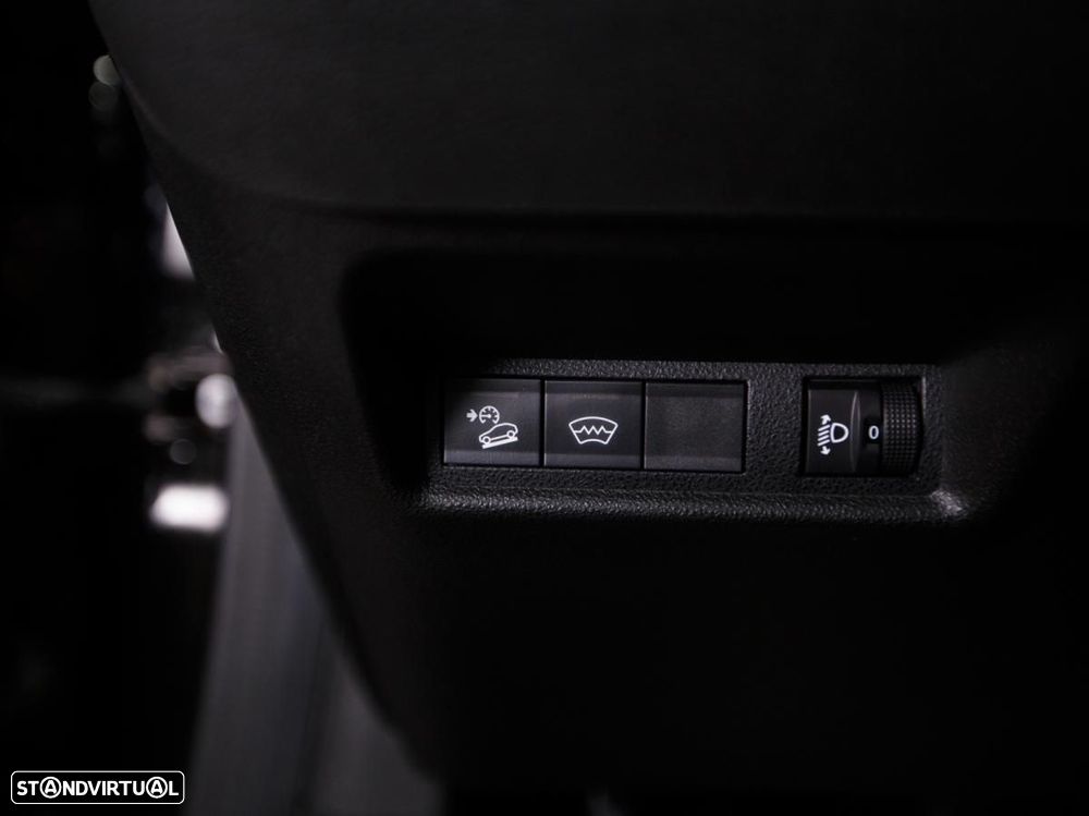 Jeep Avenger 1.2 GSE T3 Turbo-Benzin GDI Altitude - 29