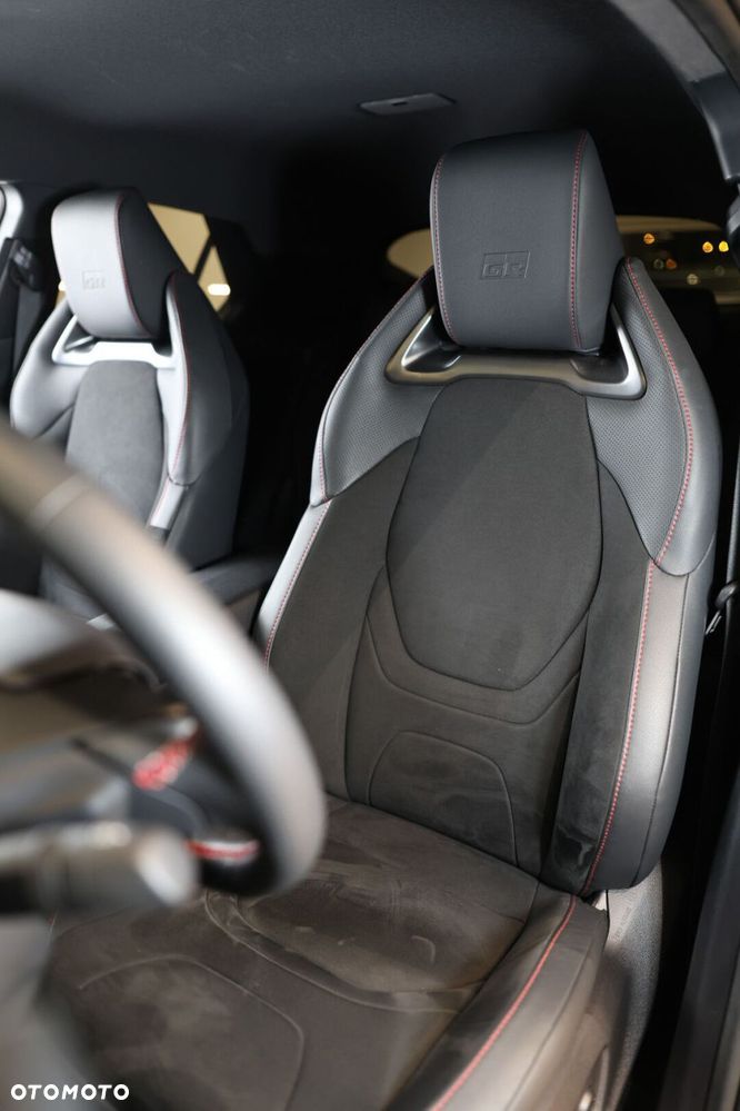Toyota C-HR - 10
