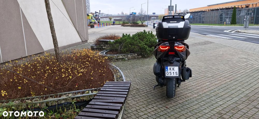 Yamaha X-max - 5