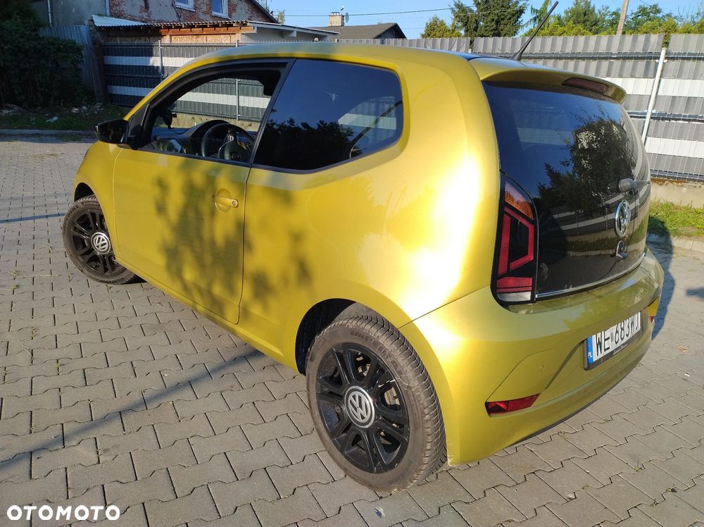 Volkswagen up! 1.0 high - 16