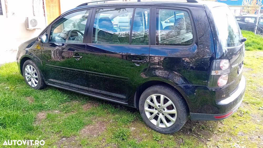 Volkswagen Touran 1.9 TDI Freestyle - 3