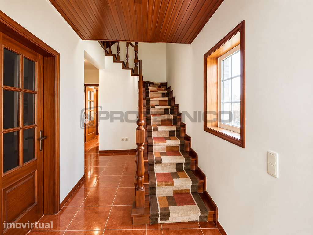 Moradia T4 com piscina e anexos | Gafanha da Nazaré - Grande imagem: 3/34