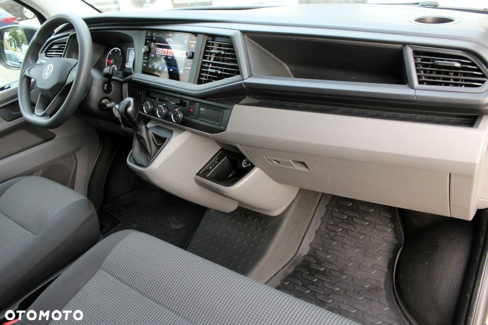 Volkswagen Transporter - 12