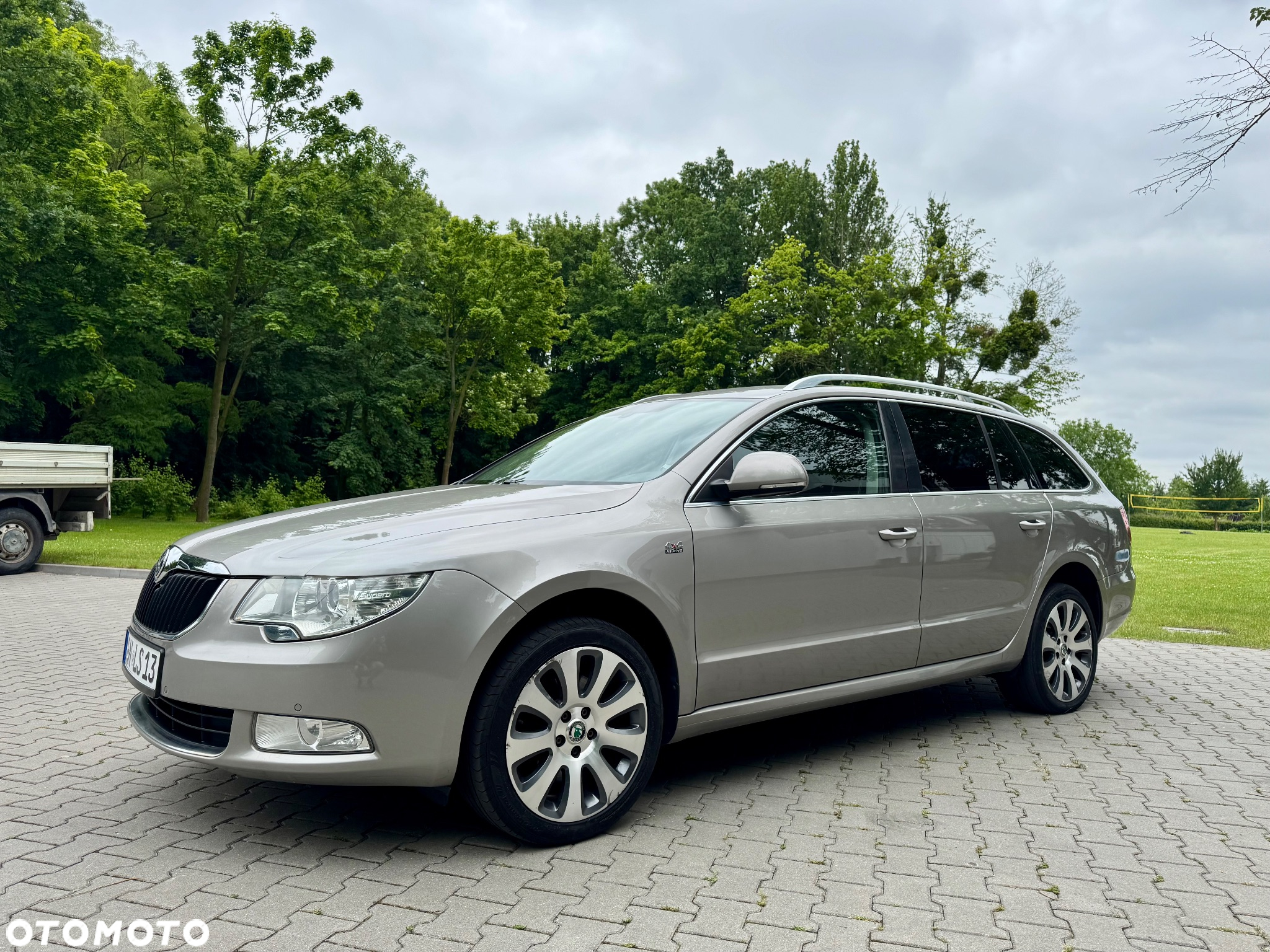 Skoda Superb 2.0 TDI Green tec 4x4 DSG Exclusive - 28