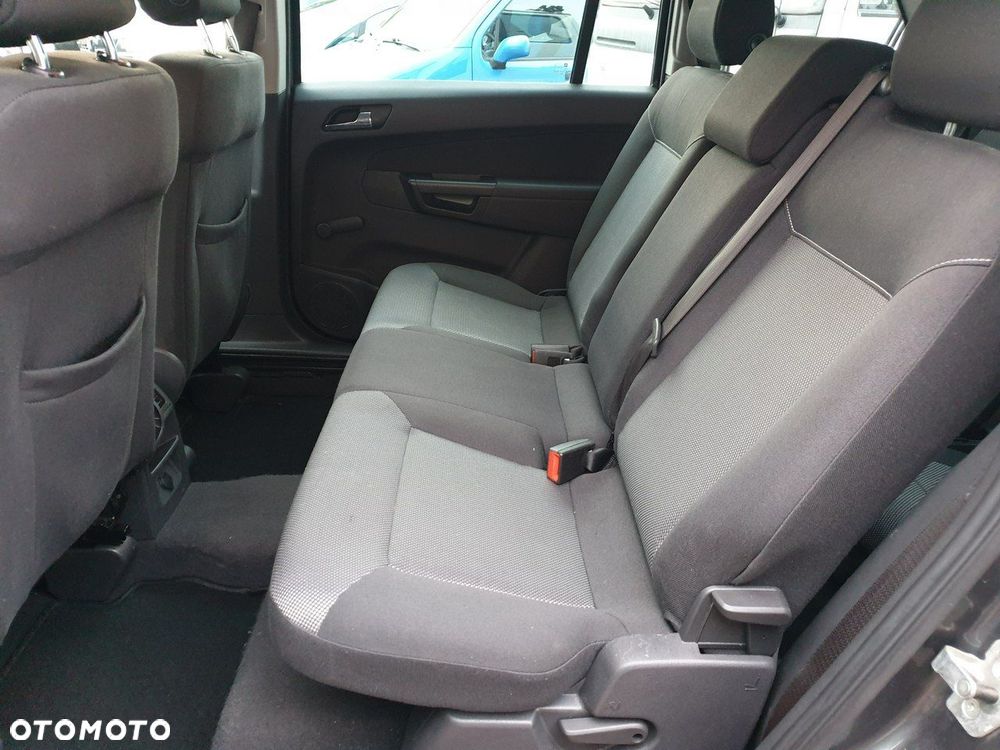 Opel Zafira 1.8 Active - 30