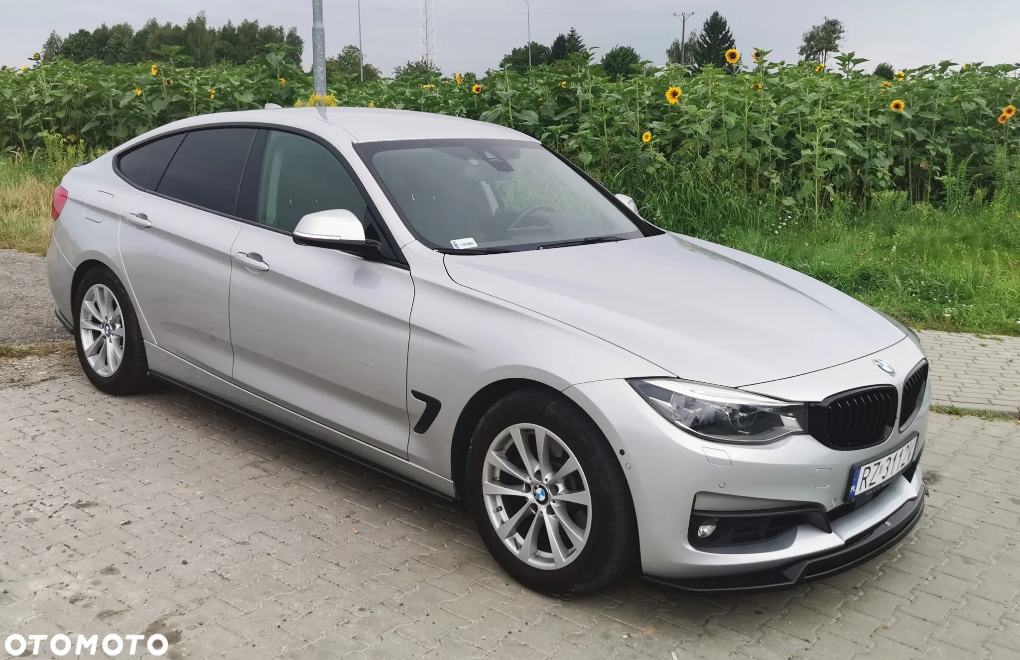 BMW Seria 3 330i xDrive - 5