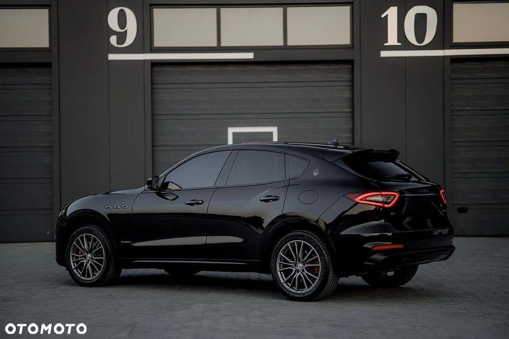 Maserati Levante Q4 GranSport - 4