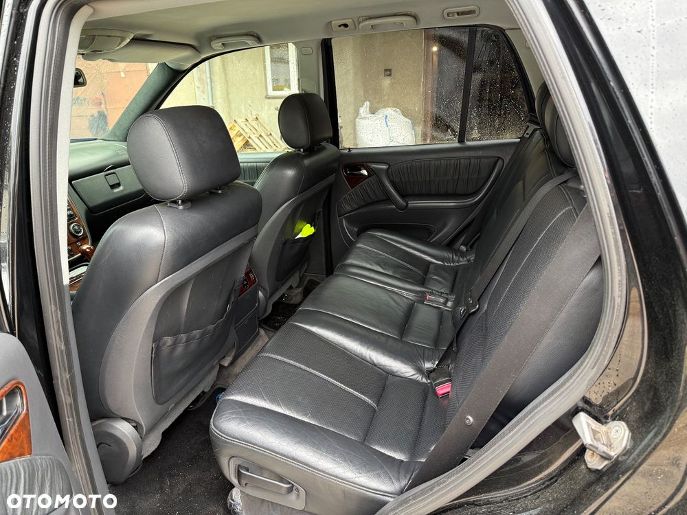 Mercedes-Benz ML - 18