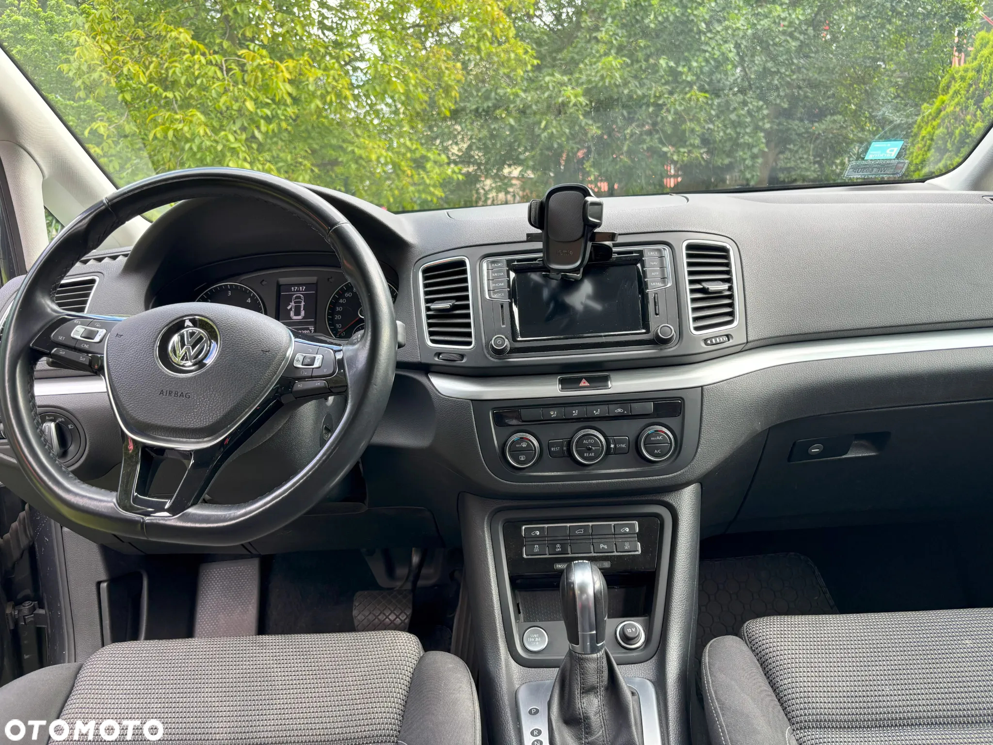 Volkswagen Sharan 2.0 TDI BMT Comfortline DSG - 8