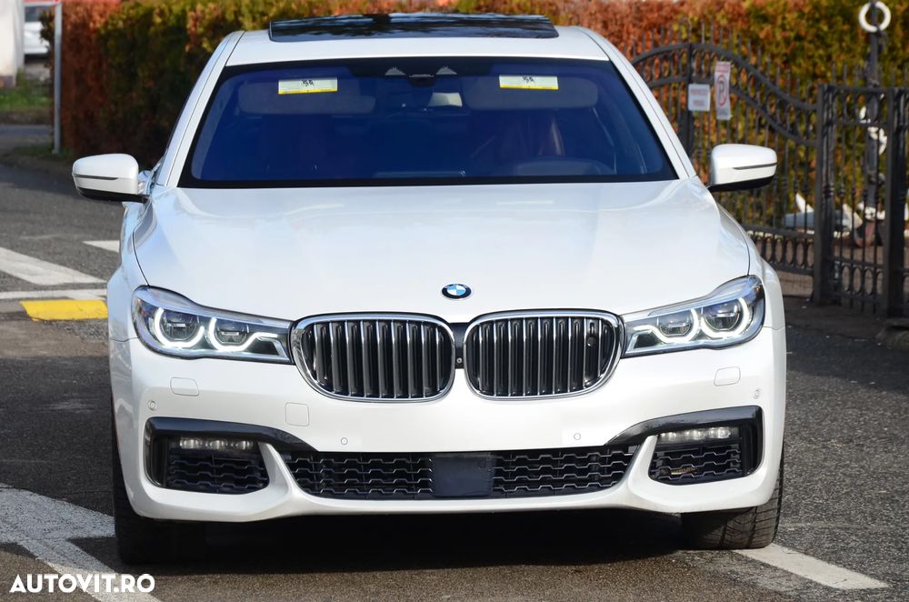 BMW Seria 7 750i xDrive - 9
