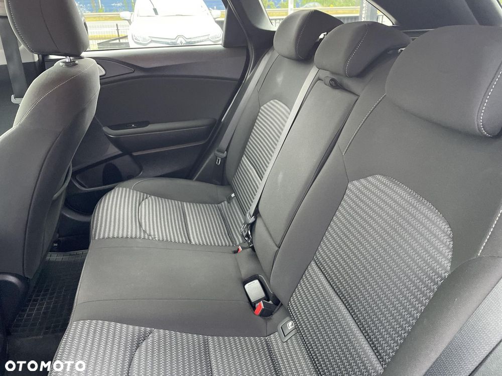 Kia Ceed 1.5 T-GDI M DCT - 16