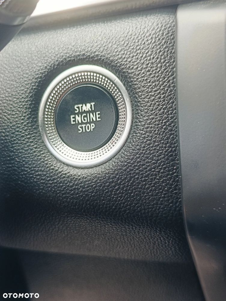 Renault Captur TCe Mild Hybrid 140 GPF TECHNO - 18