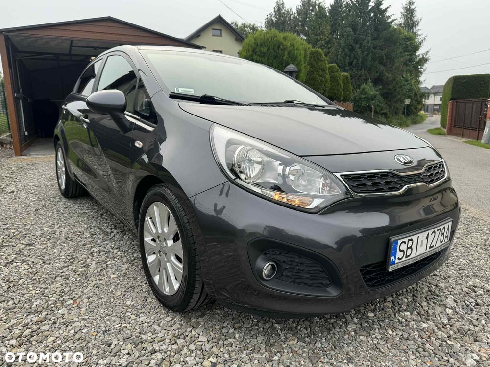 Kia Rio 2013 photo 2