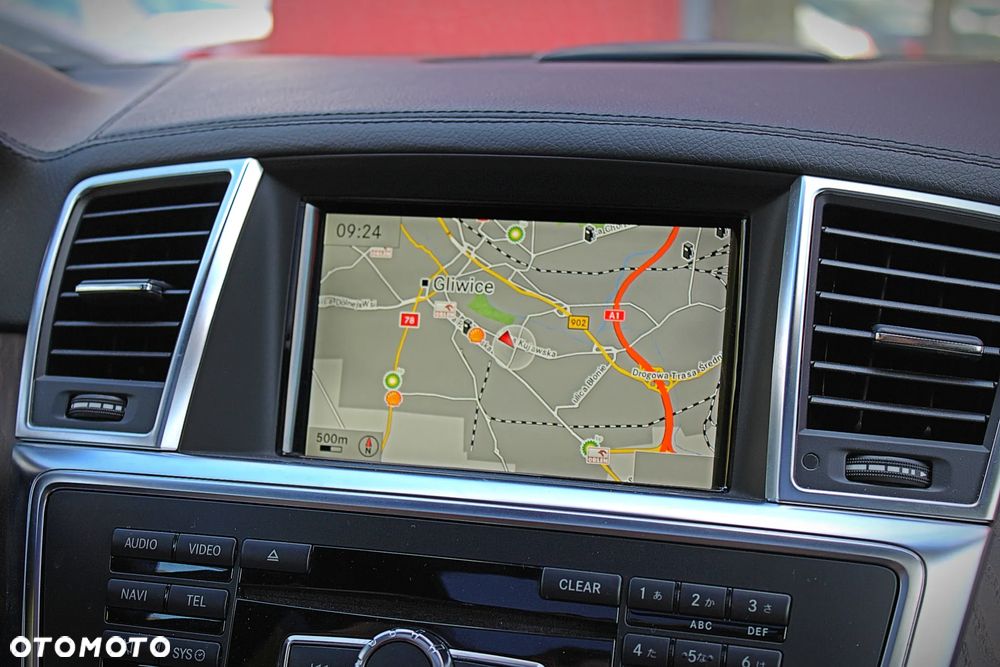 Mercedes-Benz GL 500 4-Matic - 23