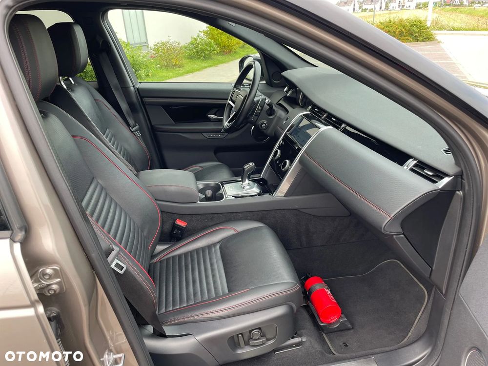 Land Rover Discovery Sport 2.0 D200 mHEV R-Dynamic SE - 24