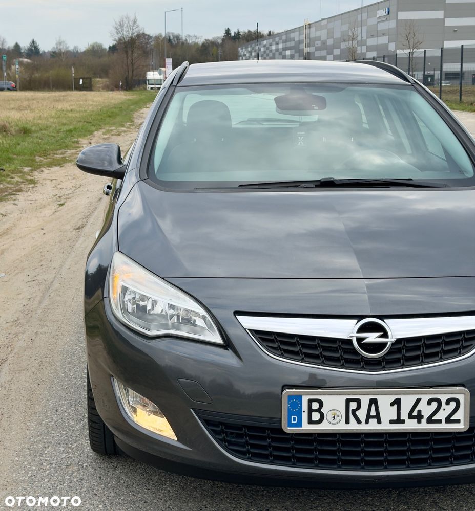 Opel Astra 1.4 Turbo Color Edition - 26