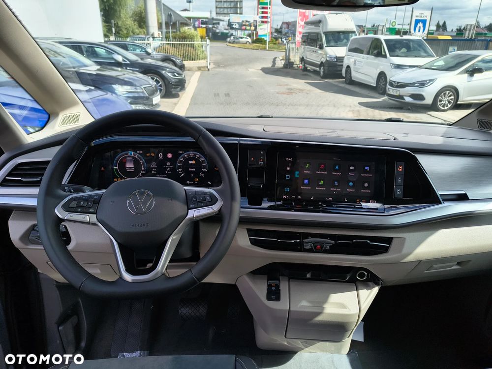 Volkswagen Multivan - 5