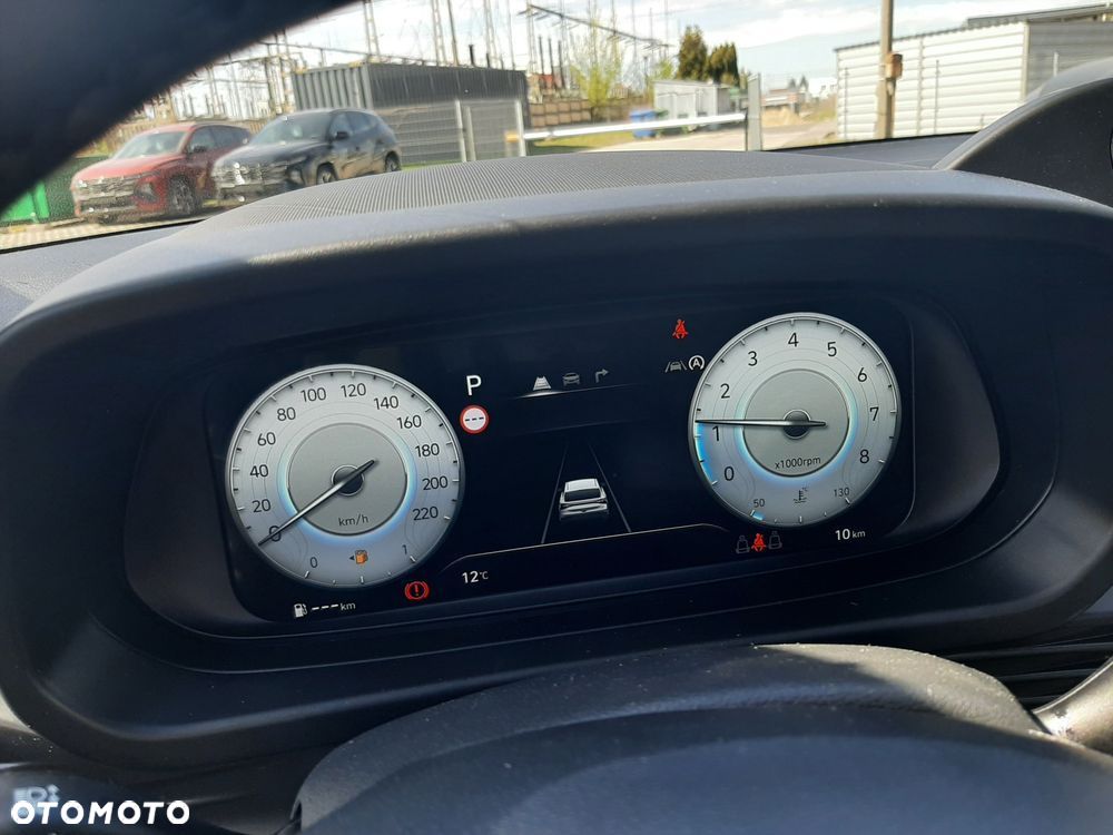 Hyundai i20 1.0 T-GDi Modern Black DCT - 11