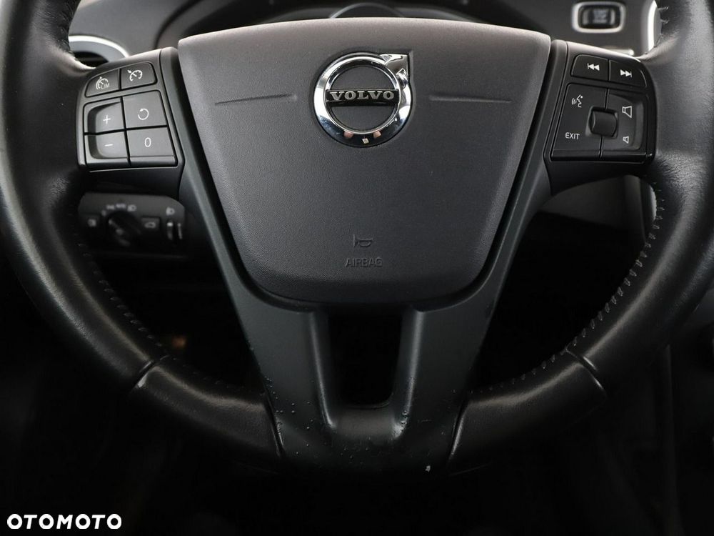 Volvo V40 T2 Kinetic - 22