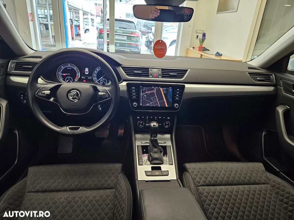 Skoda Superb 2.0 TDI DSG Ambition - 14