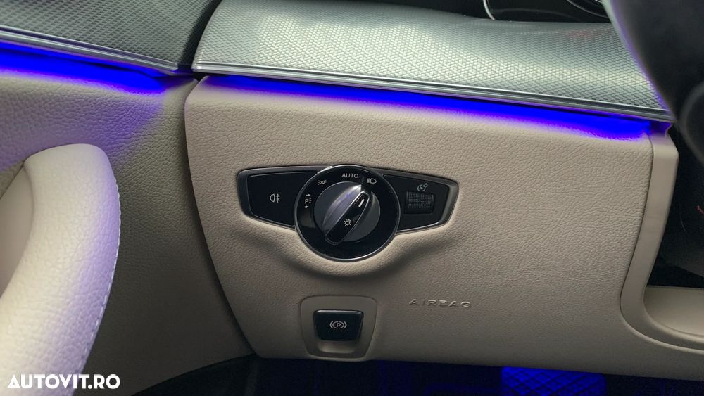 Mercedes-Benz E - 25