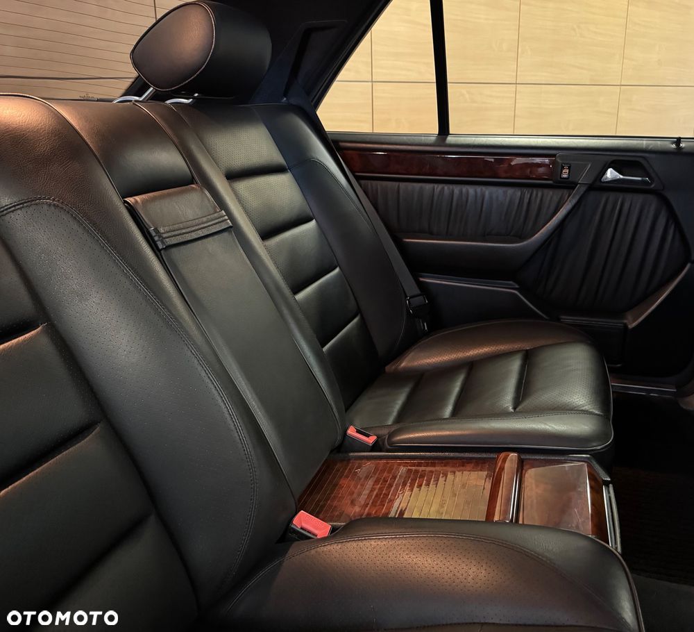 Mercedes-Benz W124 (1984-1993) - 22