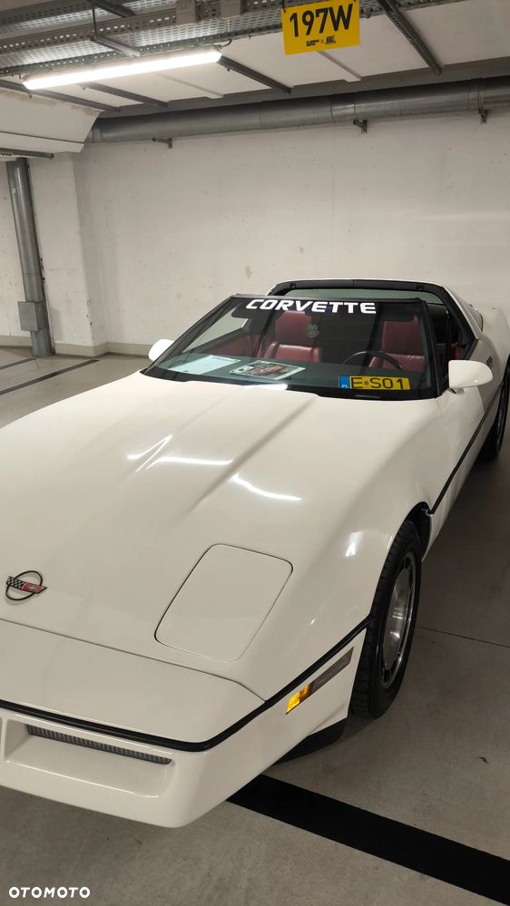 Chevrolet Corvette - 6