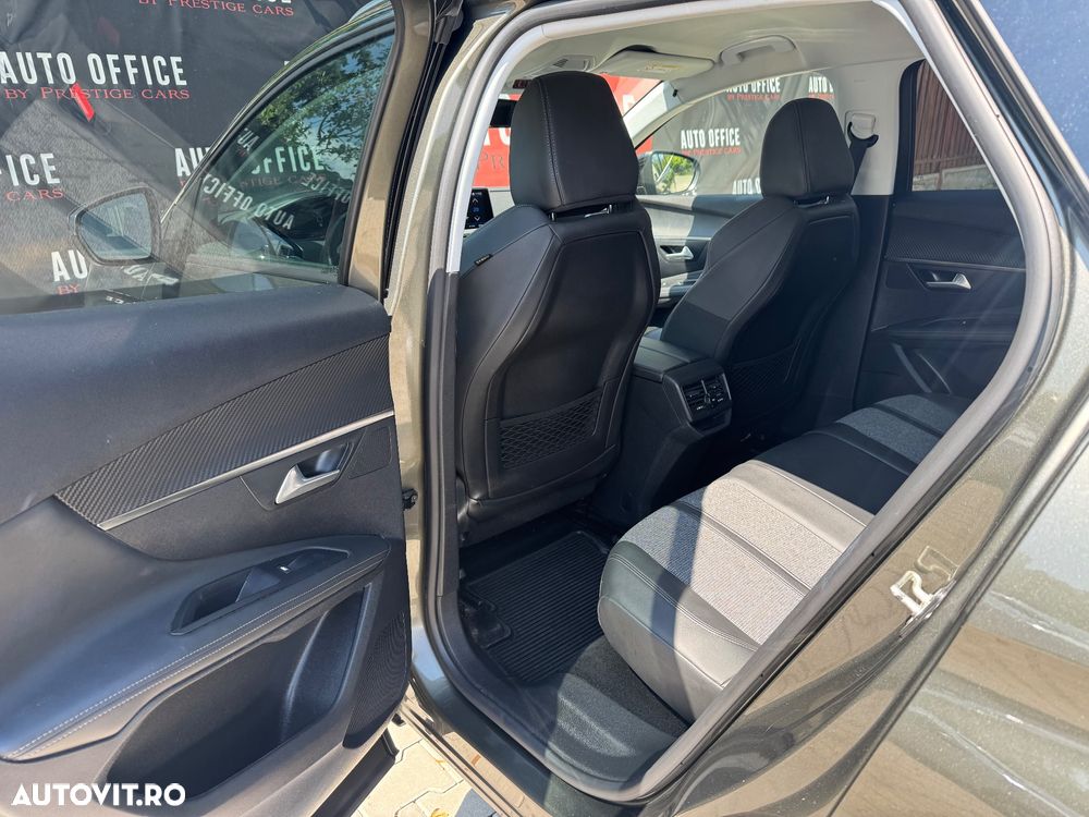 Peugeot 3008 1.5 BlueHDI S&S Allure - 9