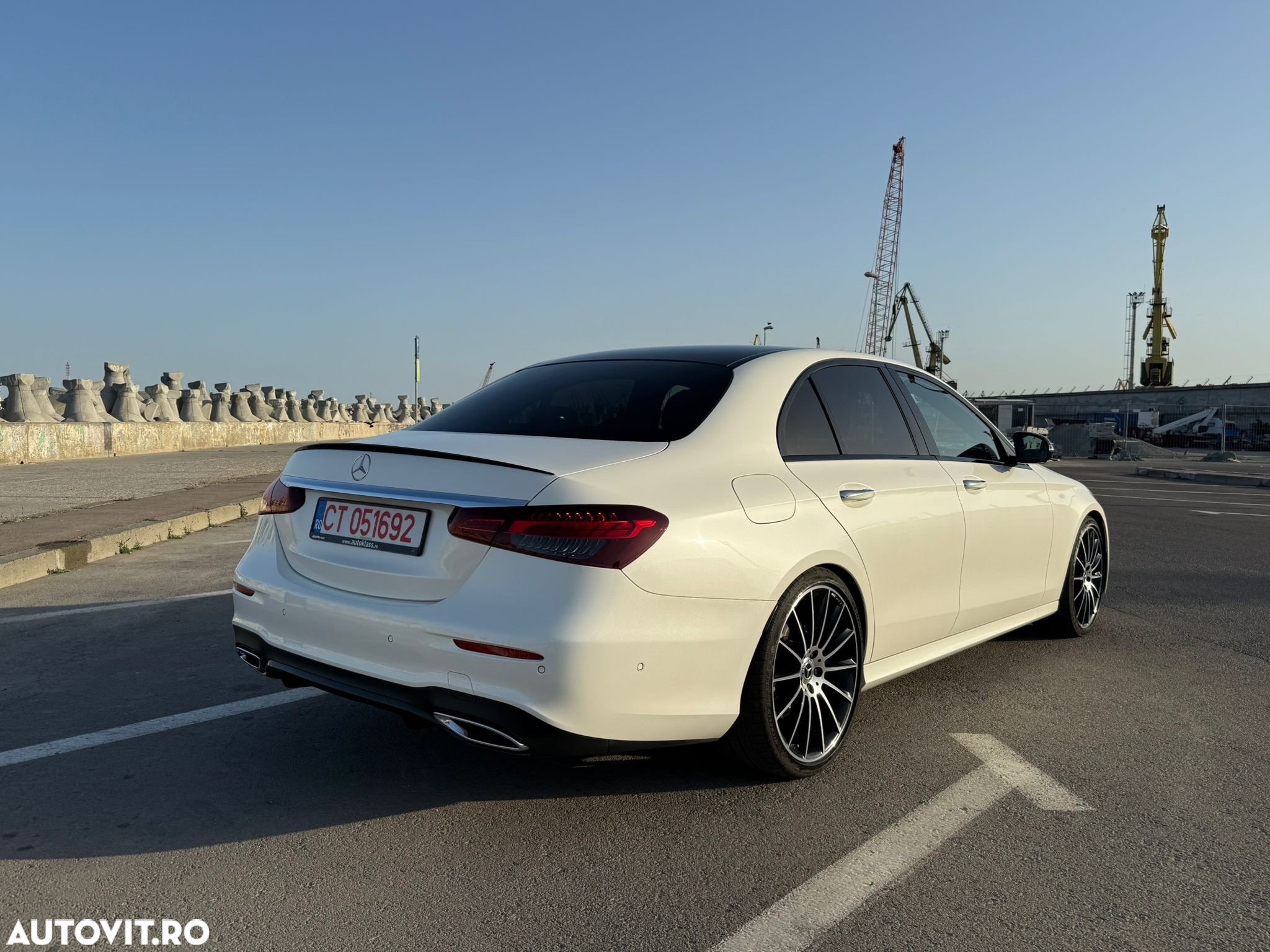 Mercedes-Benz E 400 d 4Matic 9G-TRONIC AMG Line - 2