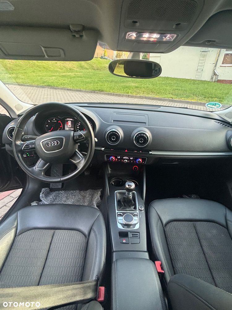 Audi A3 Sportback 1.6 TDI Attraction - 13