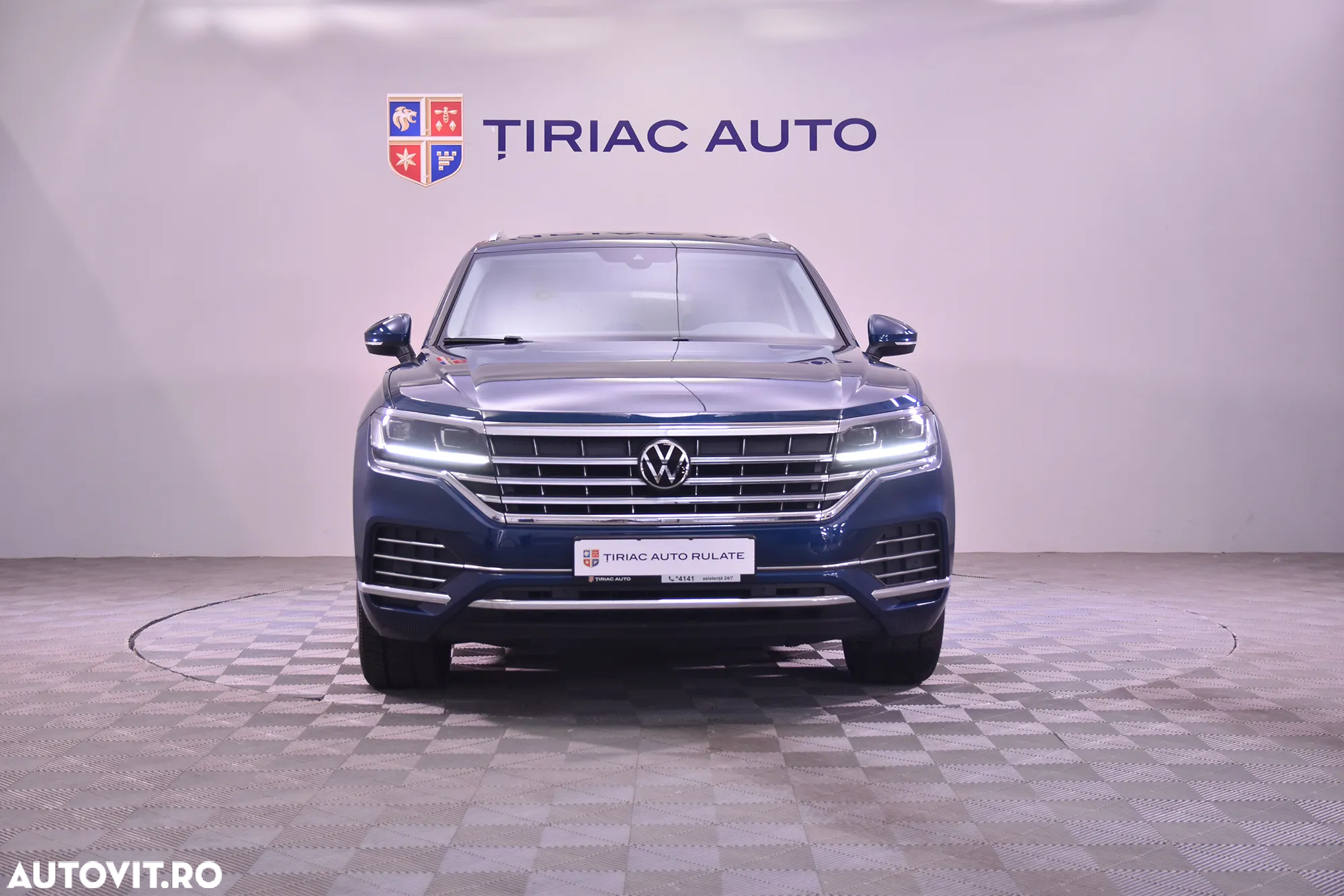 Volkswagen Touareg - 8