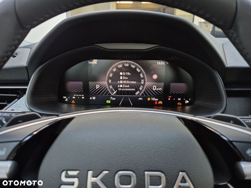 Skoda Kamiq 1.5 TSI Drive DSG - 25