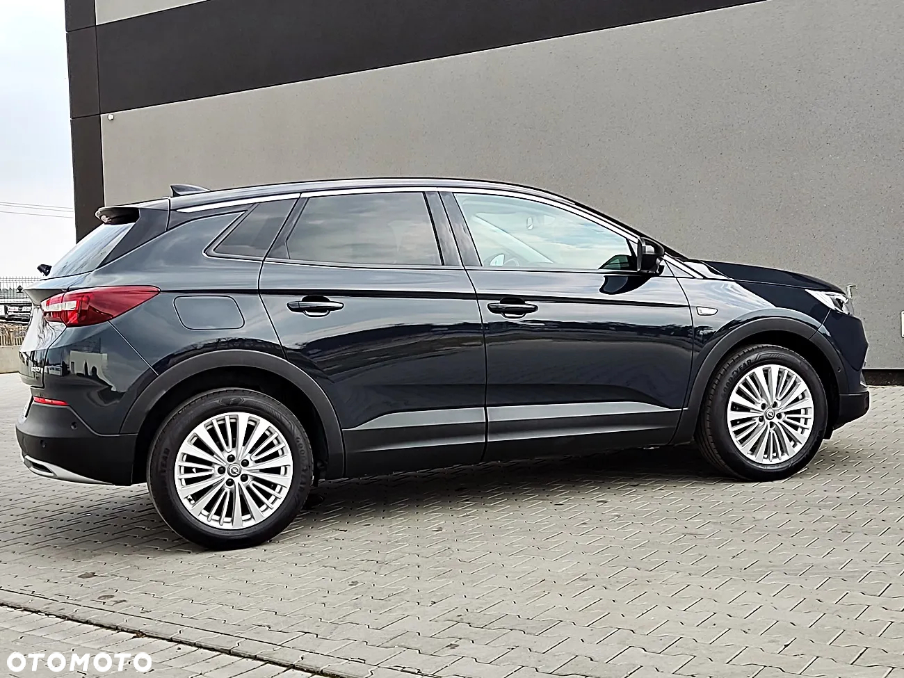 Opel Grandland X 1.2 Start/Stop Automatik INNOVATION - 16