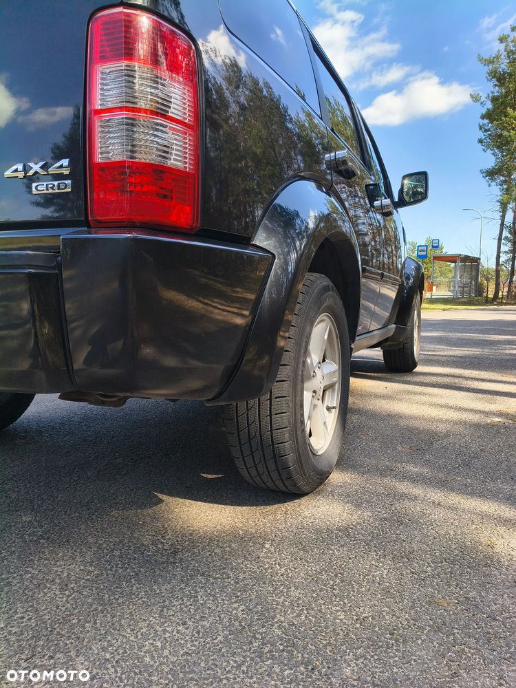 Dodge Nitro 2.8 CRD SXT - 25