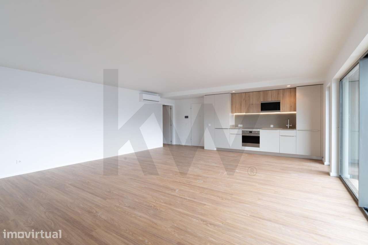 T4 premium em condomínio fechado com garagem e excelentes espaços exte - Grande imagem: 2/45