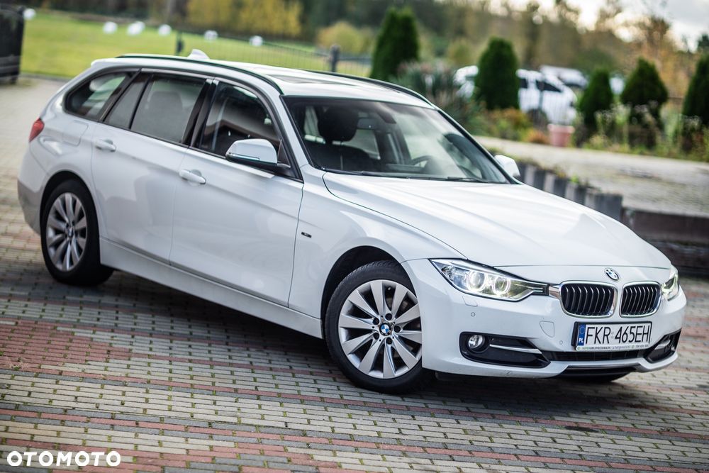 BMW Seria 3 318d Sport Line - 25