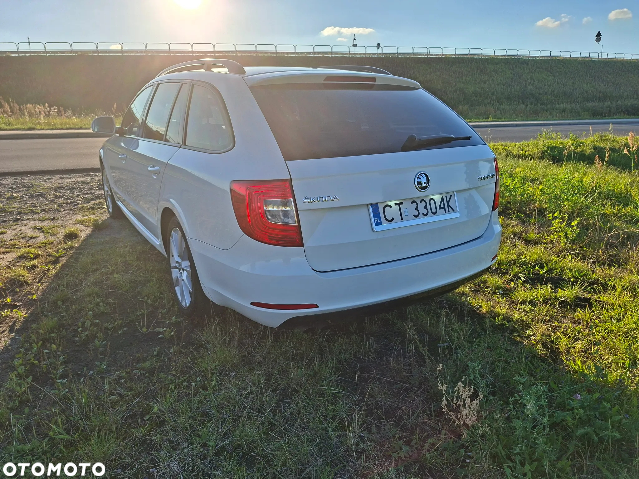 Skoda Superb 1.6 TDI Ambition - 8
