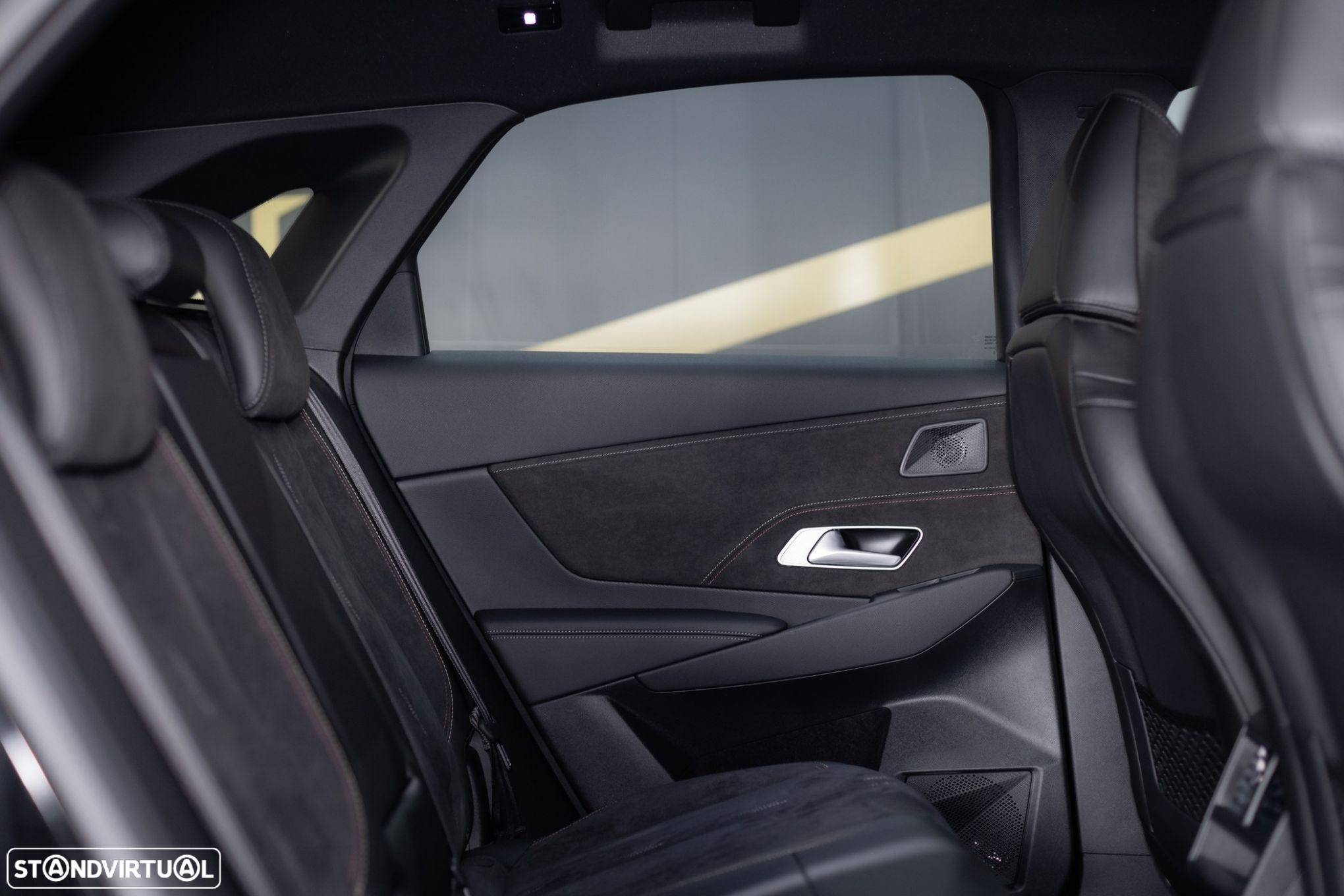 DS DS7 Crossback E-Tense Performance Line+ EAT8 - 19