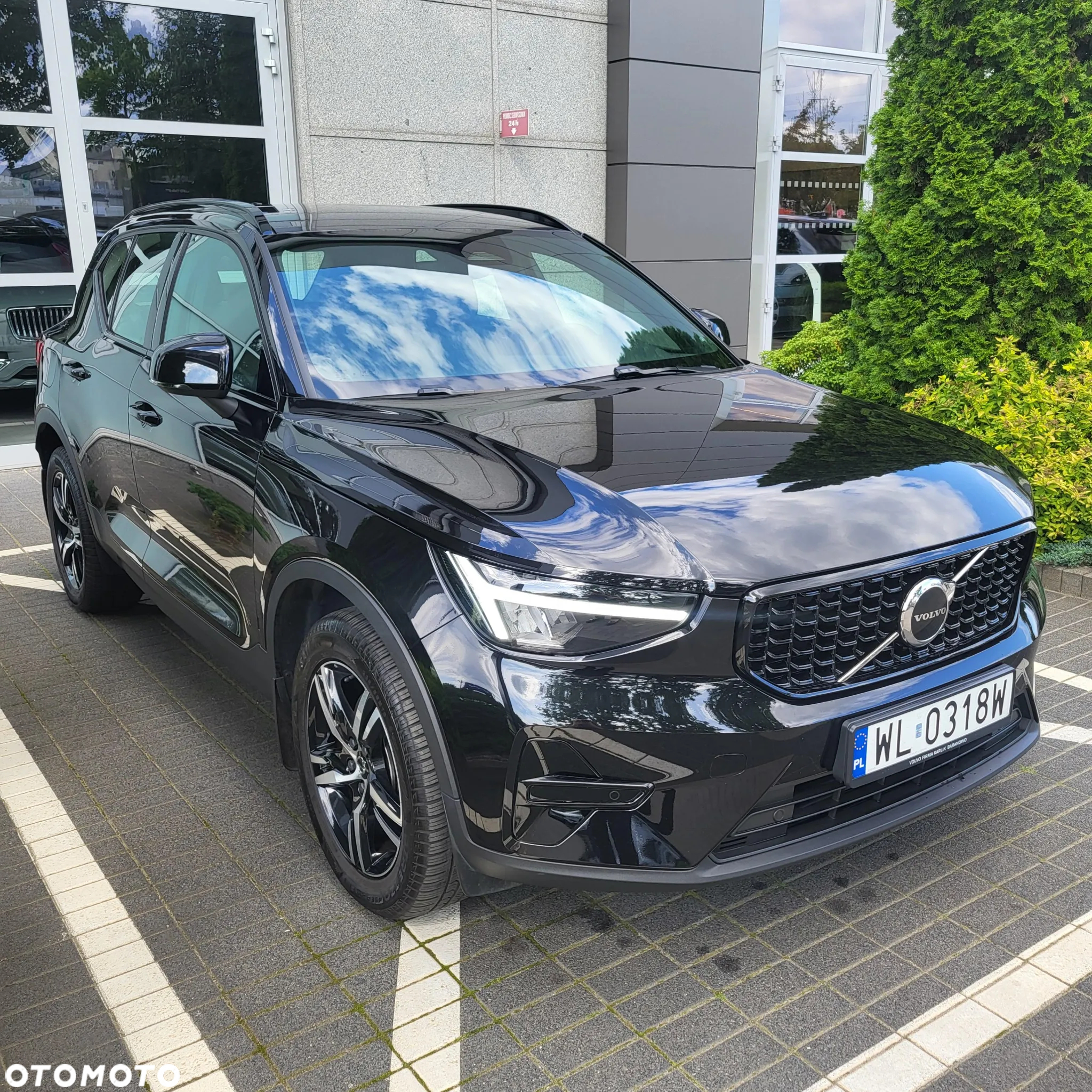 Volvo XC 40 B3 Plus Dark - 9