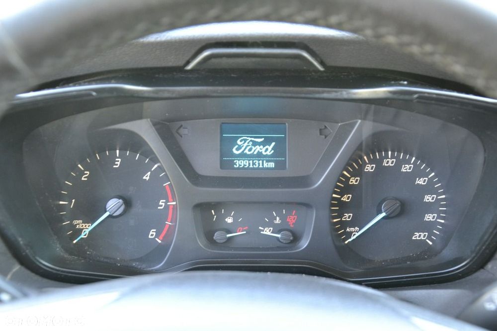 Ford Transit - 17