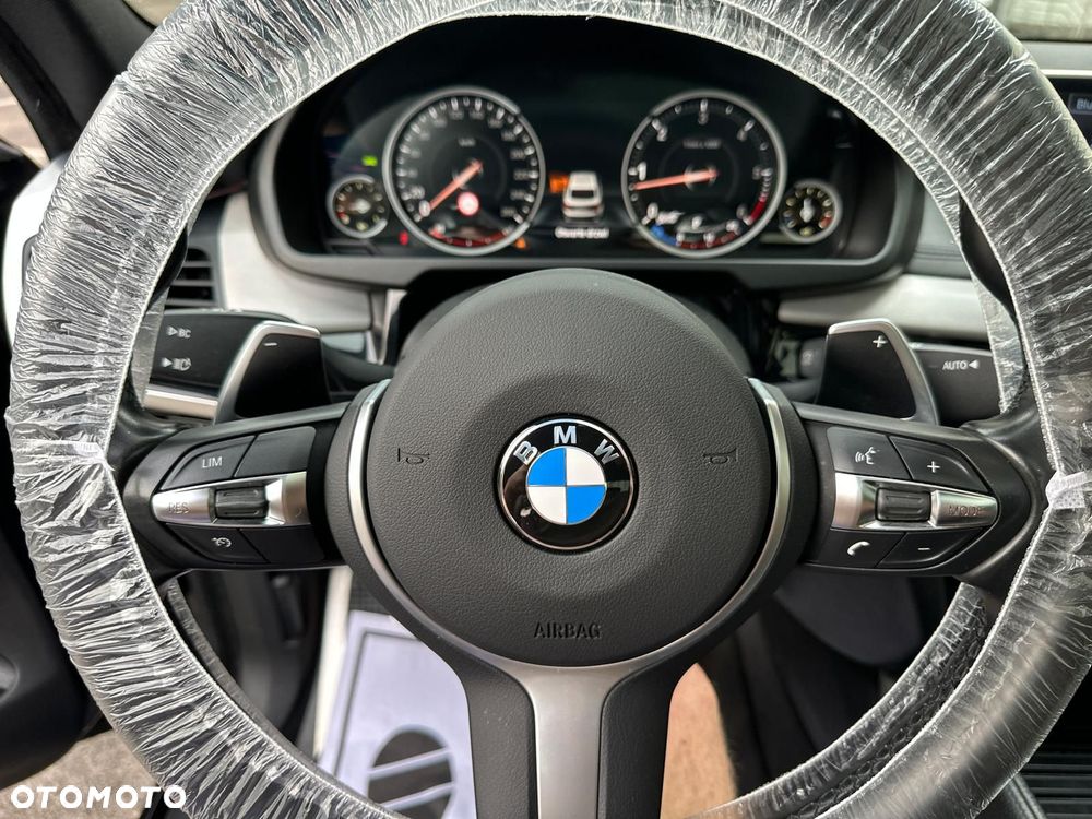 BMW X6 xDrive30d - 11