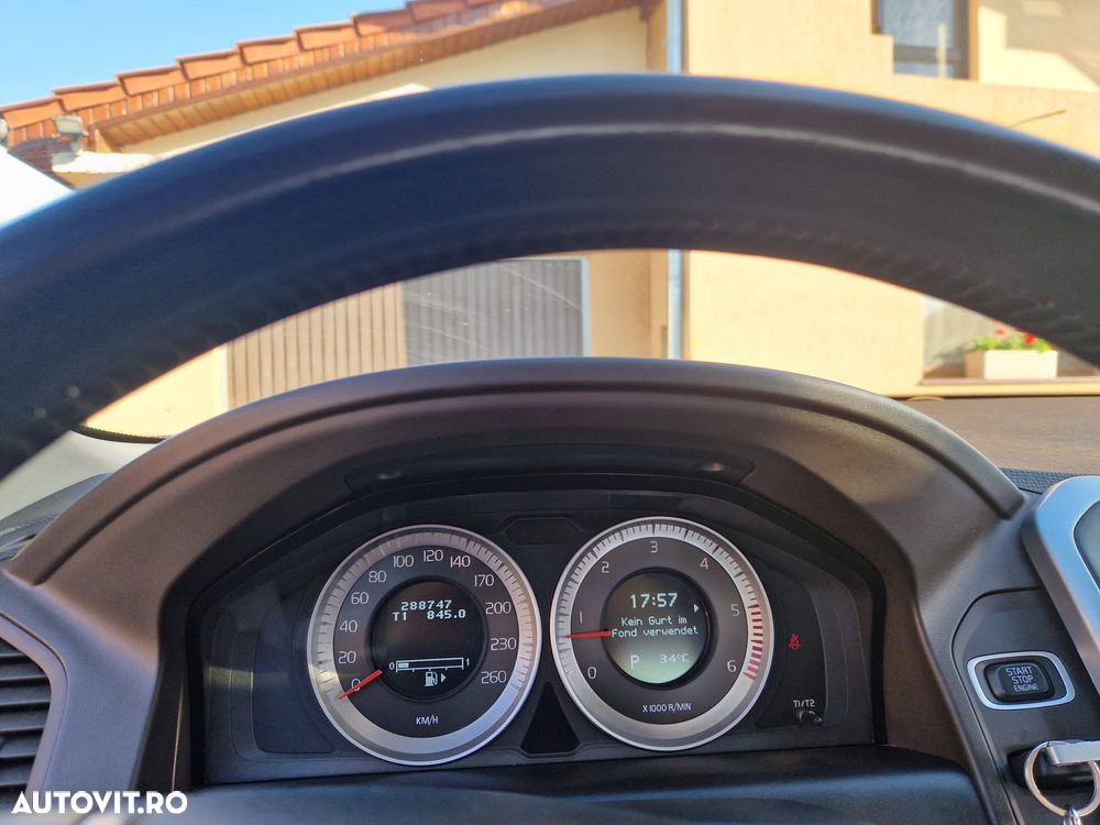 Volvo XC 60 - 9