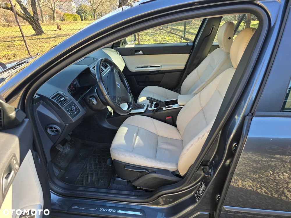 Volvo V50 D2 Summum Start-Stop - 4