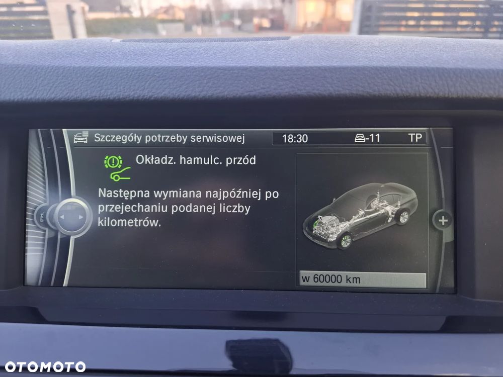 BMW Seria 5 520d - 33