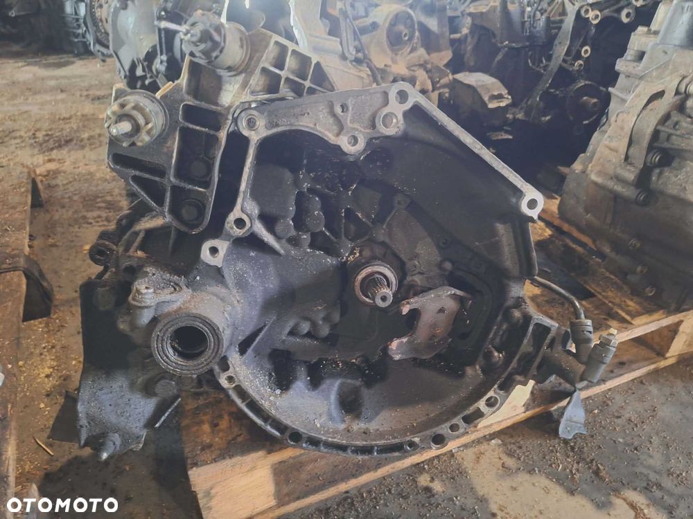 Skrzynia biegów Peugeot 207 1.4 tdi 20CQ65 gwarancja - 1